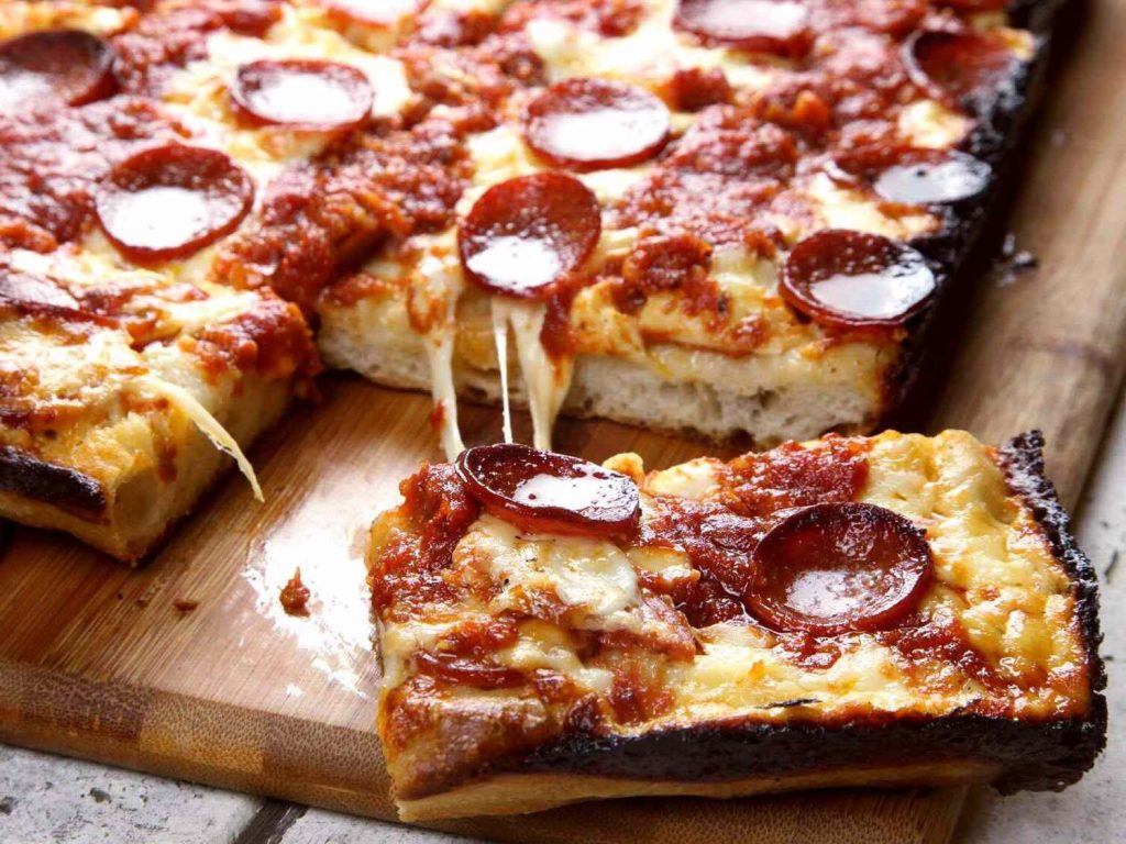 national-detroit-style-pizza-day-june-23