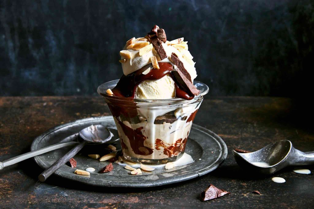 national-hot-fudge-sundae-day-july-25