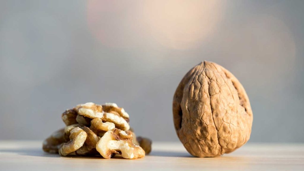 national-walnut-day-may-17